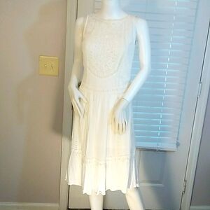 NWT Forgiveness White Lace Trim Knee Length Sleeveless Dress Size XS Fully Lined